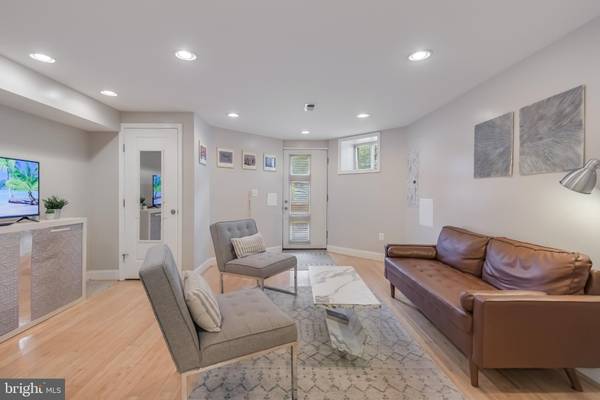 Washington, DC 20002,26 T ST NE #1