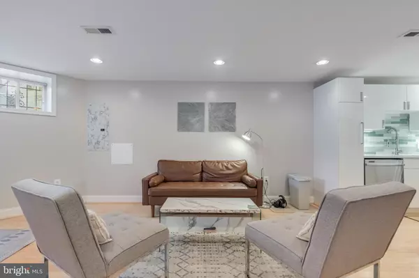 Washington, DC 20002,26 T ST NE #1