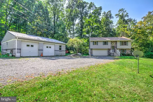 Mohnton, PA 19540,265 WITMER RD