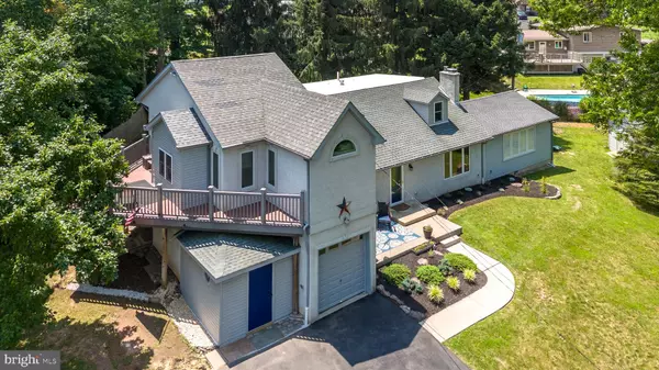 Southampton, PA 18966,950 MANOR LN