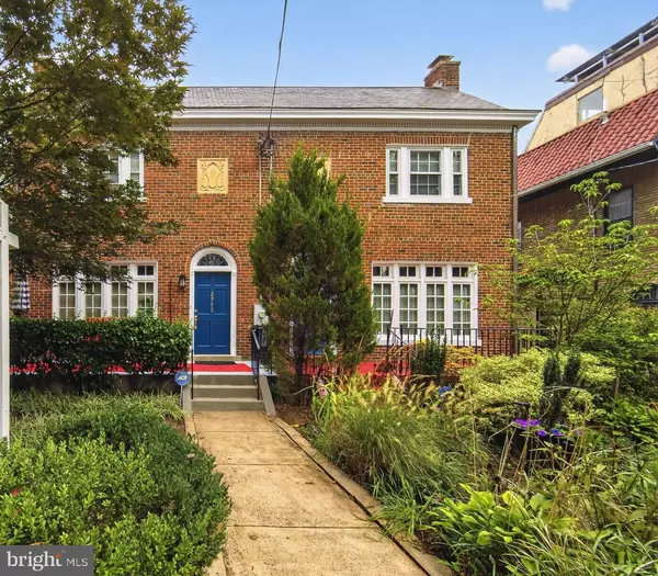 2933 NW ORDWAY ST NW, Washington, DC 20008