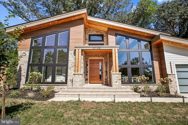 Falls Church, VA 22042,3126 HEADROW CIR