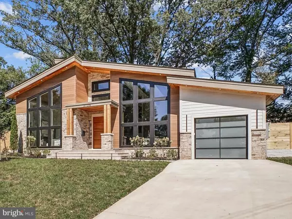 Falls Church, VA 22042,3126 HEADROW CIR