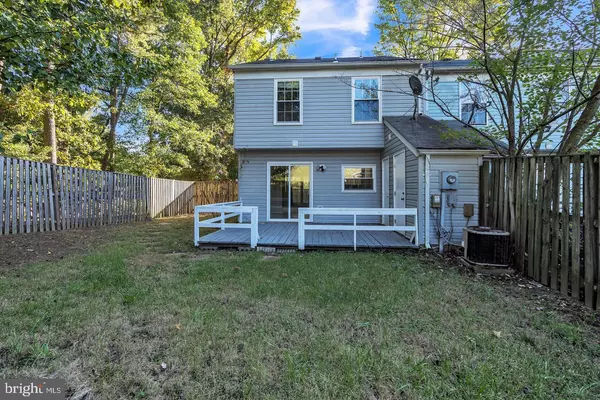 Waldorf, MD 20602,3864 KELLY GREEN PL