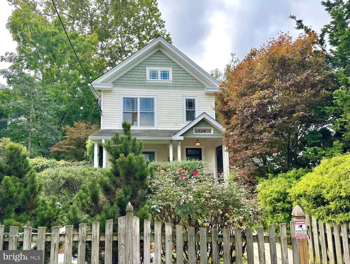 Washington, DC 20016,4114 EMERY PL NW