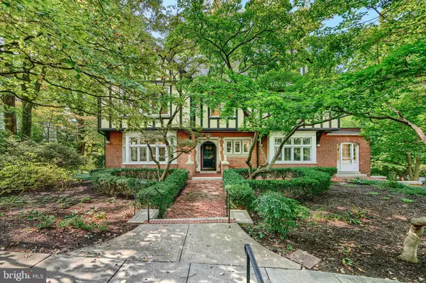 210 RIDGEWOOD RD, Baltimore, MD 21210