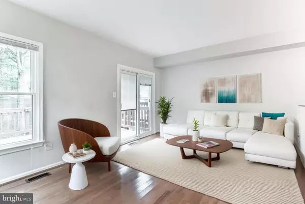 Springfield, VA 22153,8498 LAUREL OAK DR