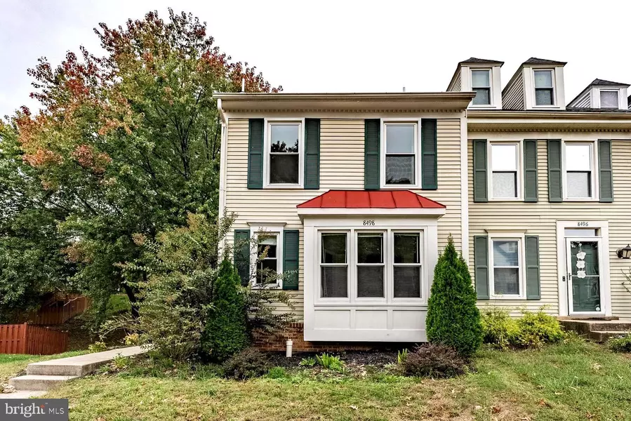 8498 LAUREL OAK DR, Springfield, VA 22153