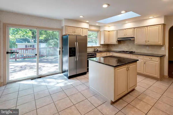 Cinnaminson, NJ 08077,2807 HUNTERDON DR