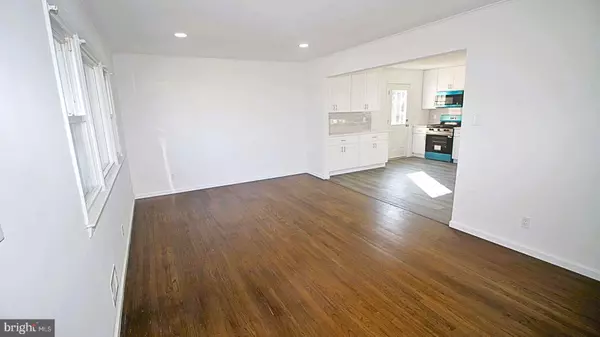 Hamilton, NJ 08609,5 SANDY LA