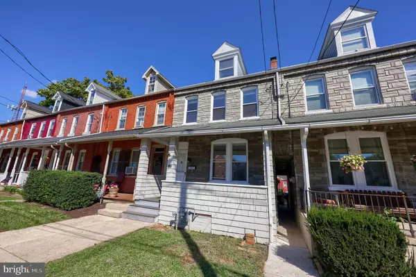 Lancaster, PA 17603,445 NEW DORWART ST