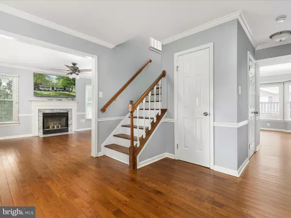 Woodbridge, VA 22193,14969 WOODSMAN LN