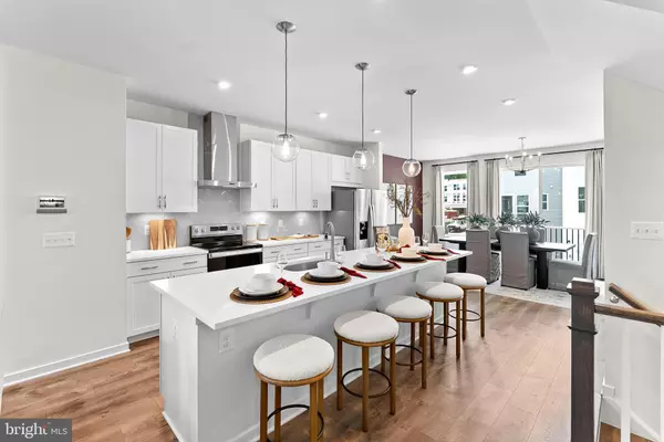 Ashburn, VA 20147,12345 MYSTIC MAROON TER