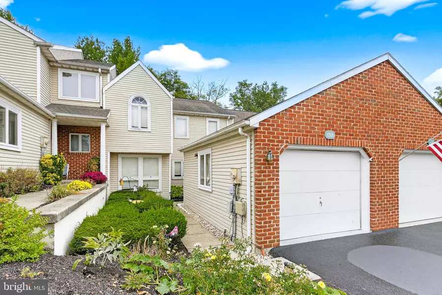 1248 SUMMITVIEW CT, New Cumberland, PA 17070