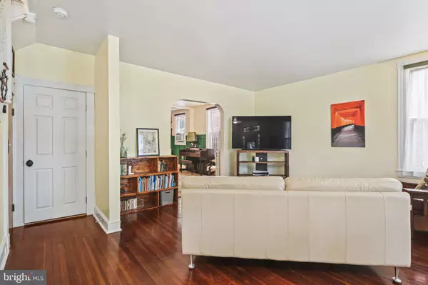 Baltimore, MD 21211,4008 1/2 ROLAND AVE