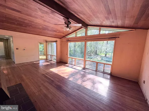 Alexandria, VA 22309,3101 CUNNINGHAM DR