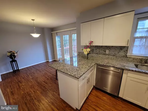 Fairfax, VA 22033,3901 CLARES CT