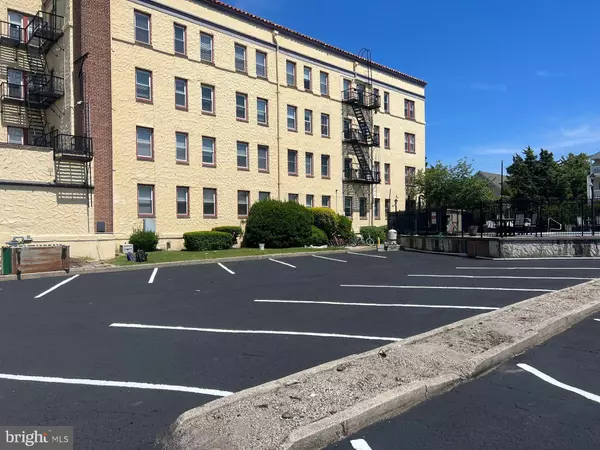 Absecon, NJ 08201,1205 PETERSON WAY #SEAL TEAM COATING