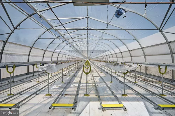 Vineland, NJ 08360,1001 S WEST AVE