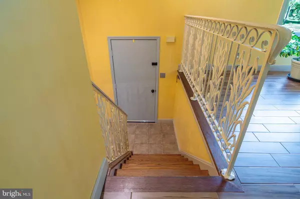 Stafford, VA 22556,163 ROCK HILL CHURCH RD