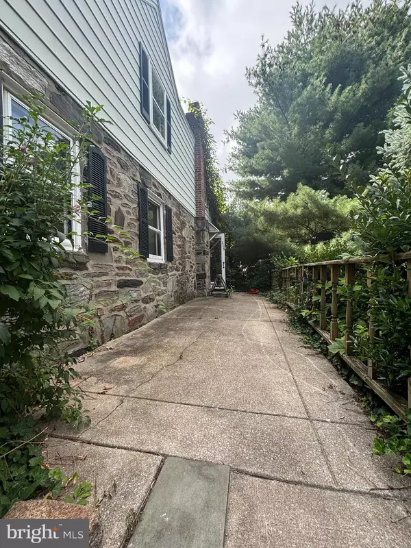 Aldan, PA 19018,805 E PENN PINES BLVD