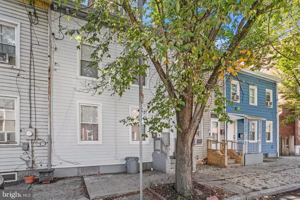 Trenton, NJ 08611,309 CENTRE ST