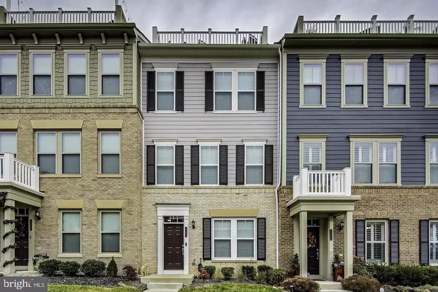 17258 HERRING GULL LN, Dumfries, VA 22026