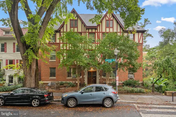 Washington, DC 20009,1705 LANIER PL NW #204