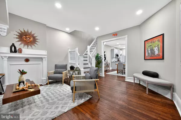 Philadelphia, PA 19143,5120 CEDAR AVE