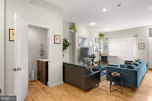 Philadelphia, PA 19145,1439 W RITNER ST