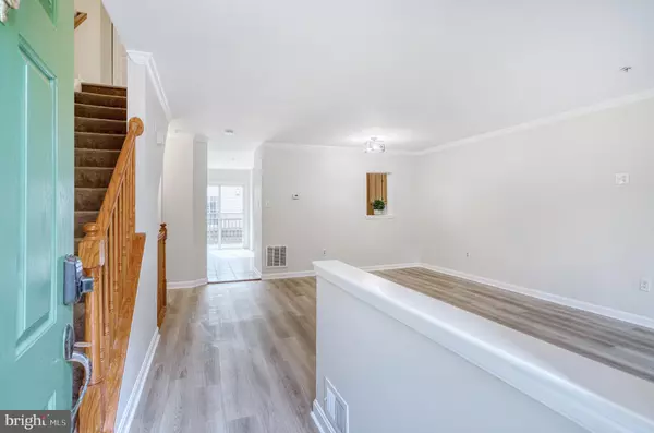 Owings Mills, MD 21117,9816 BON HAVEN LN