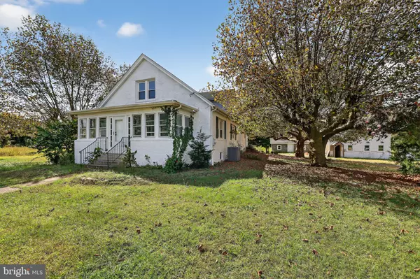 Swedesboro, NJ 08085,233 FRANKLINVILLE RD
