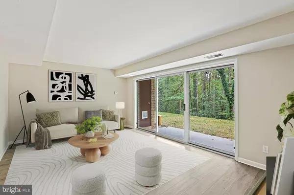 Reston, VA 20190,11619 VANTAGE HILL RD #1A