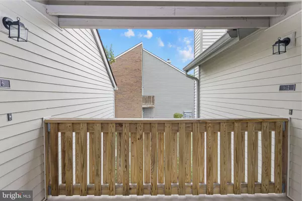 Plainsboro, NJ 08536,902 RAVENS CREST DR