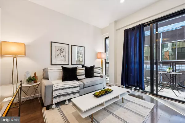 Silver Spring, MD 20910,1320 FENWICK LN #606