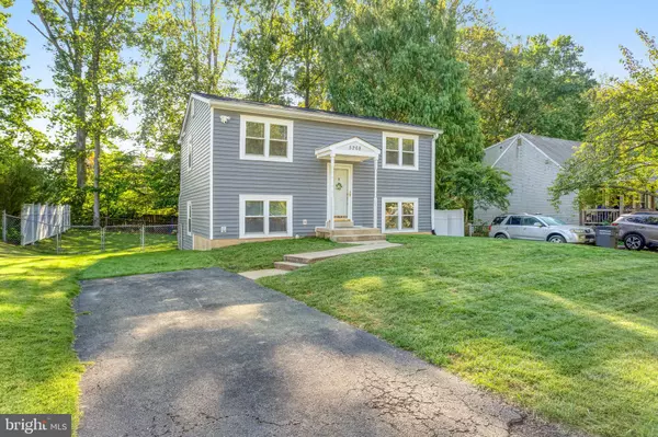 Woodbridge, VA 22193,5268 SUDBERRY LN