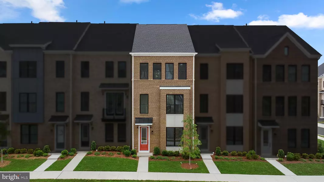 42106 PICASSO SQ, Ashburn, VA 20148