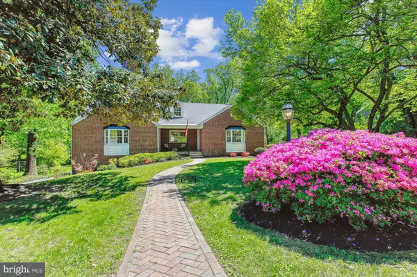 1750 OVERLOOK DR, Silver Spring, MD 20903