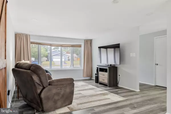 Waldorf, MD 20601,2419 PINEFIELD RD