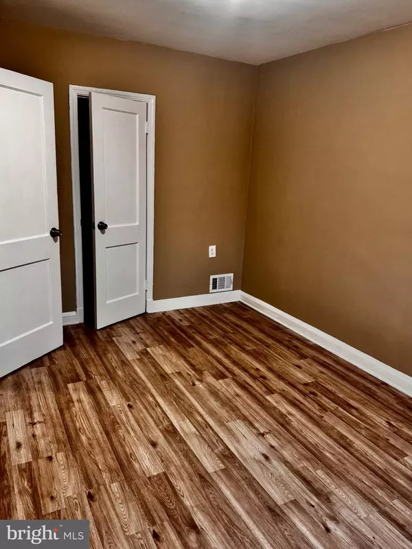 Dundalk, MD 21222,1927 CODD AVE