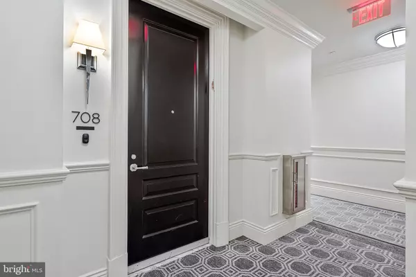 Mclean, VA 22101,6900 FLEETWOOD RD #708