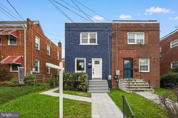 4649 H ST SE, Washington, DC 20019