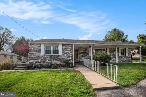 Cheltenham, PA 19012,528 ASHBOURNE RD