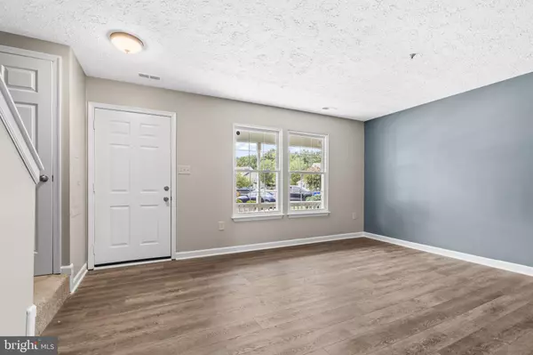 Waldorf, MD 20603,5812 SPRINGFISH PL