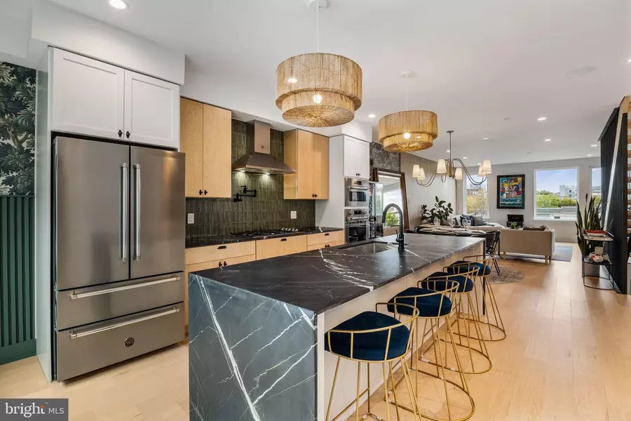 175 W OXFORD ST #C1, Philadelphia, PA 19122