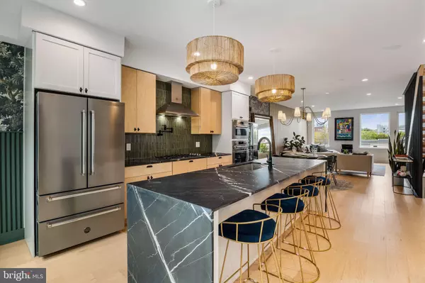 175 W OXFORD ST #C1, Philadelphia, PA 19122