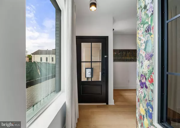 Philadelphia, PA 19122,175 W OXFORD ST #C1