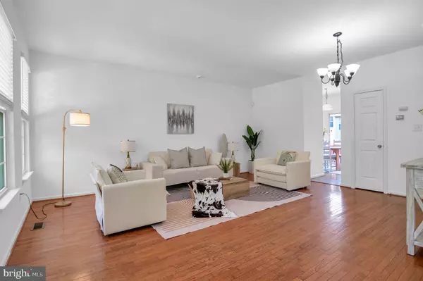 Centreville, VA 20121,6427 MCCOY RD