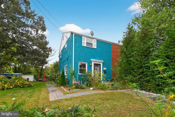 Capitol Heights, MD 20743,618 71ST AVE