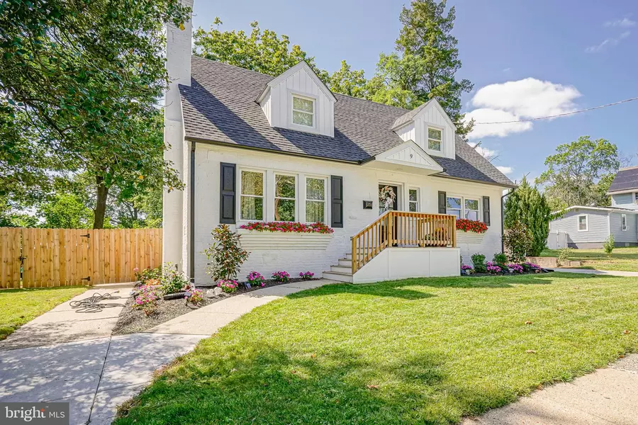 9 N HILLTOP AVE, Somerdale, NJ 08083